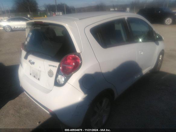 2013 Chevrolet Spark Ls Auto Белый vin: KL8CB6S98DC590290