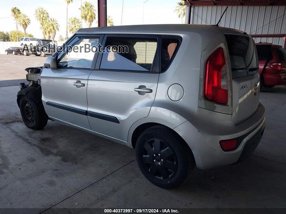 2012 Kia Soul   Серебряный vin: KNDJT2A50C7420936