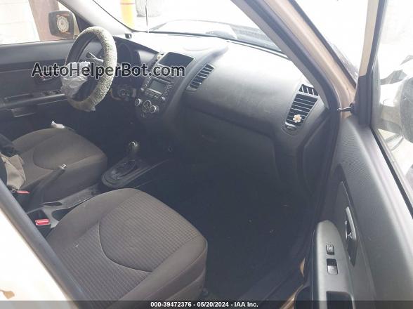 2012 Kia Soul   White vin: KNDJT2A51C7463892