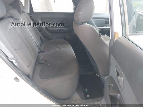 2012 Kia Soul   White vin: KNDJT2A51C7463892
