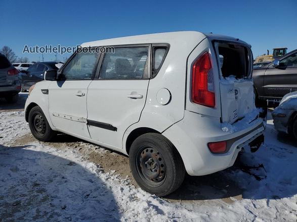 2012 Kia Soul  White vin: KNDJT2A55C7407647
