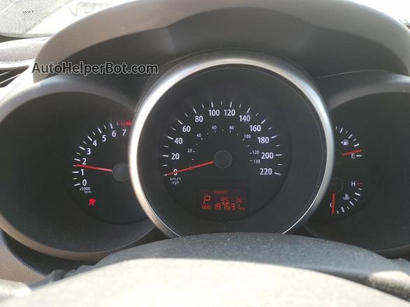 2012 Kia Soul + Black vin: KNDJT2A61C7739836