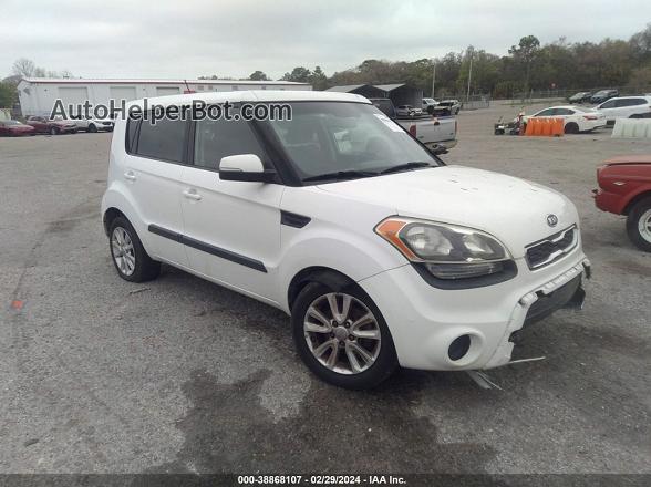 2012 Kia Soul + White vin: KNDJT2A63C7445838