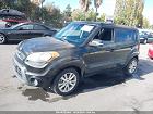 2012 Kia Soul + Black vin: KNDJT2A68C7747853
