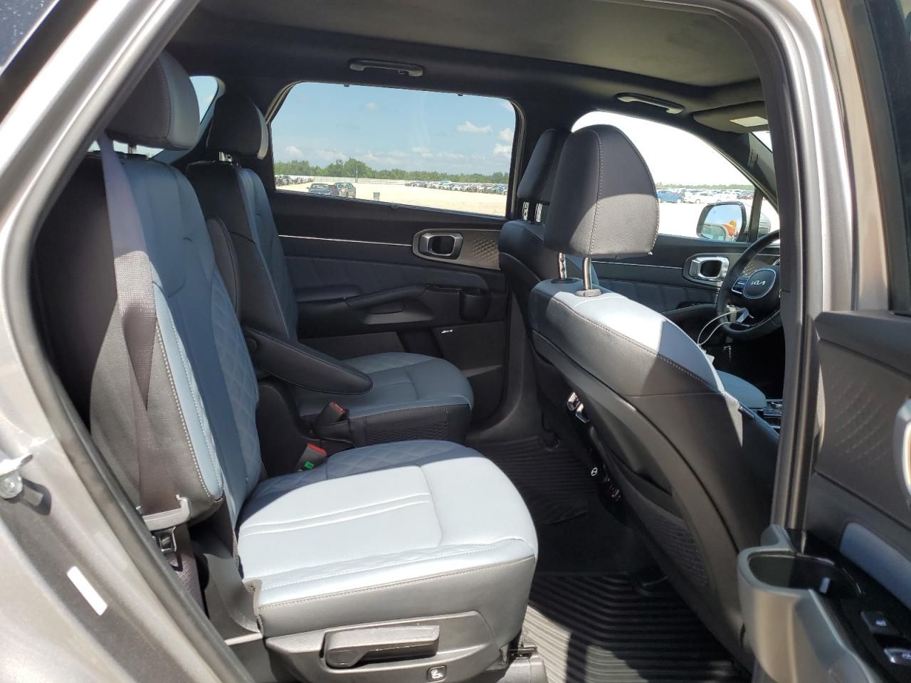 Price & History 2025 Kia Sorento Sxp 1.6l 4 vin