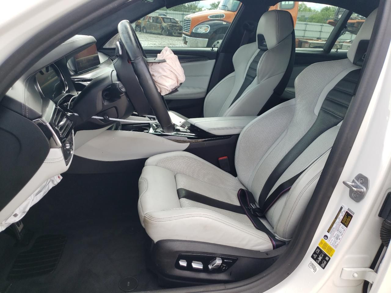 Price & History 2019 Bmw M5 4.4l 8 vin: WBSJF0C51KB446880