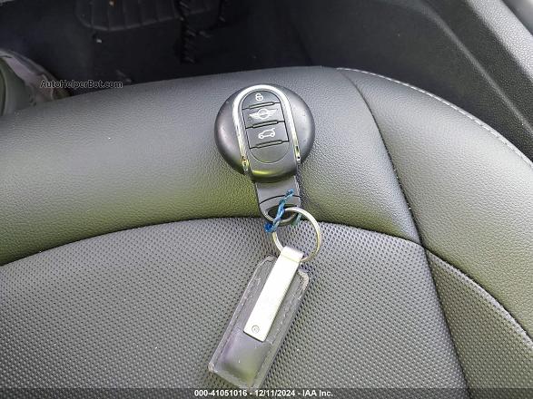 2018 Mini Clubman Cooper Gray vin: WMWLN5C56J2E34125