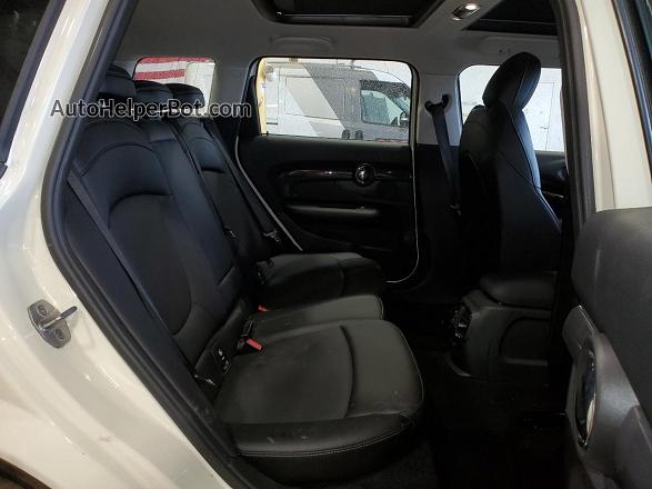 2018 Mini Cooper S Clubman All4 Beige vin: WMWLU5C54J2G02900